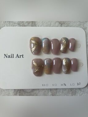 5 for $20! High Quality Press-On Nails in size medium